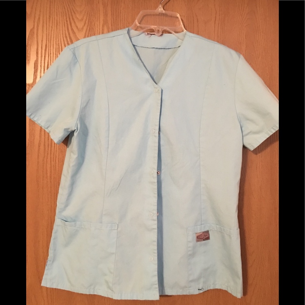 Scrub top